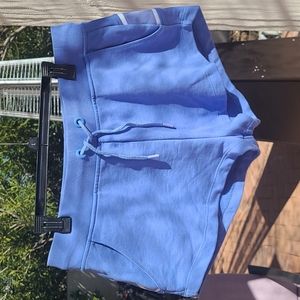🎀 Ivy Park shorts